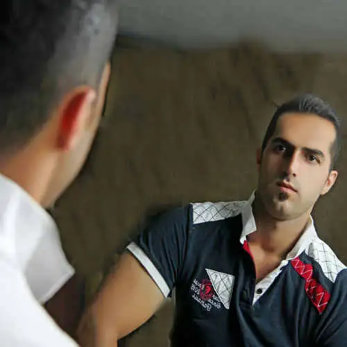 دل تنگ عاشقی